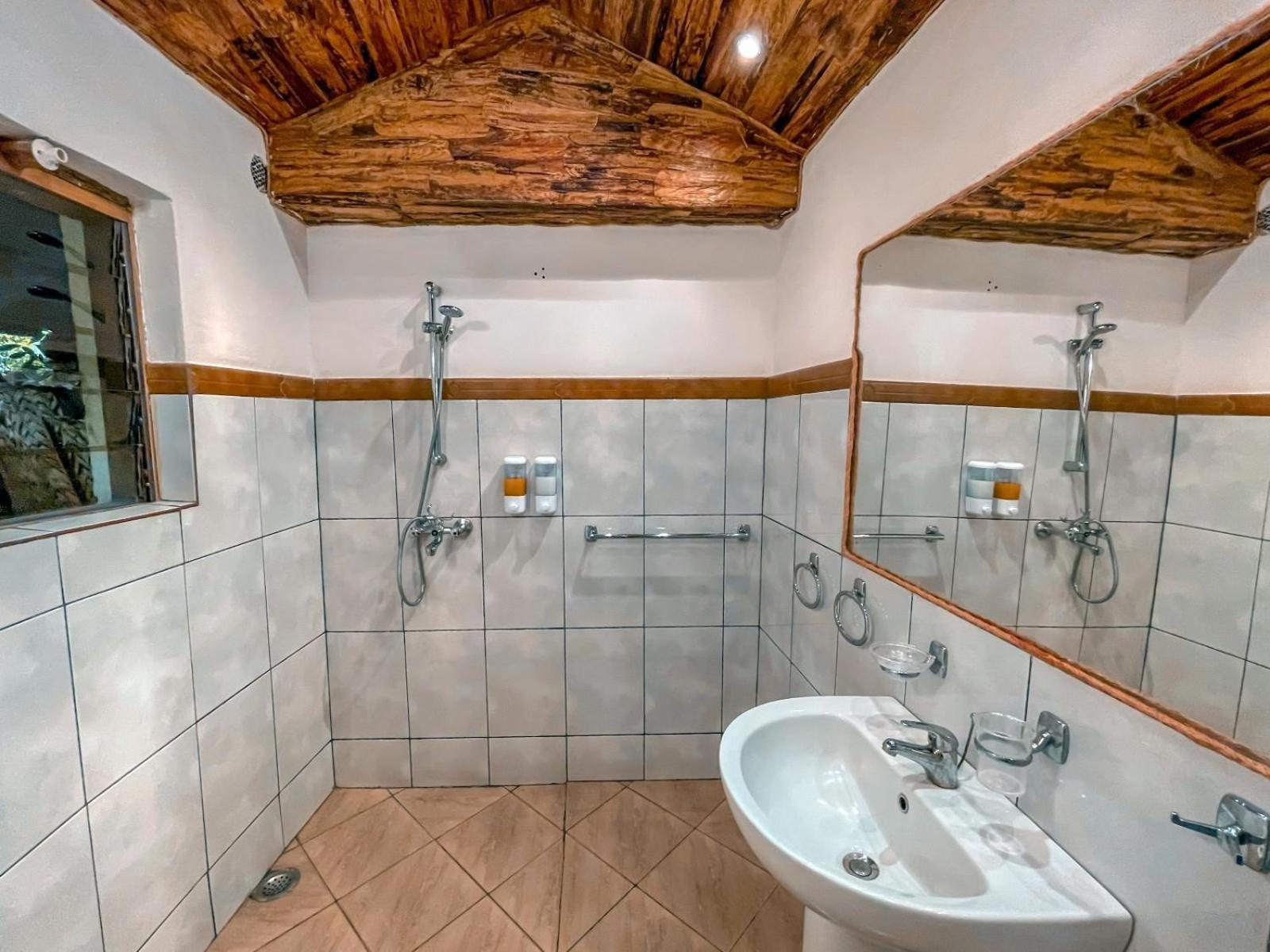 Sanna Eco Lodge Αρούσα Δωμάτιο φωτογραφία